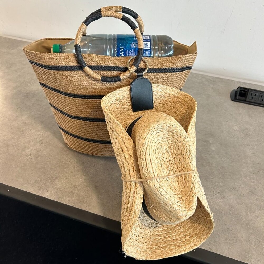 NEIMAN MARCUS Elegant Beach Straw Tote Bag